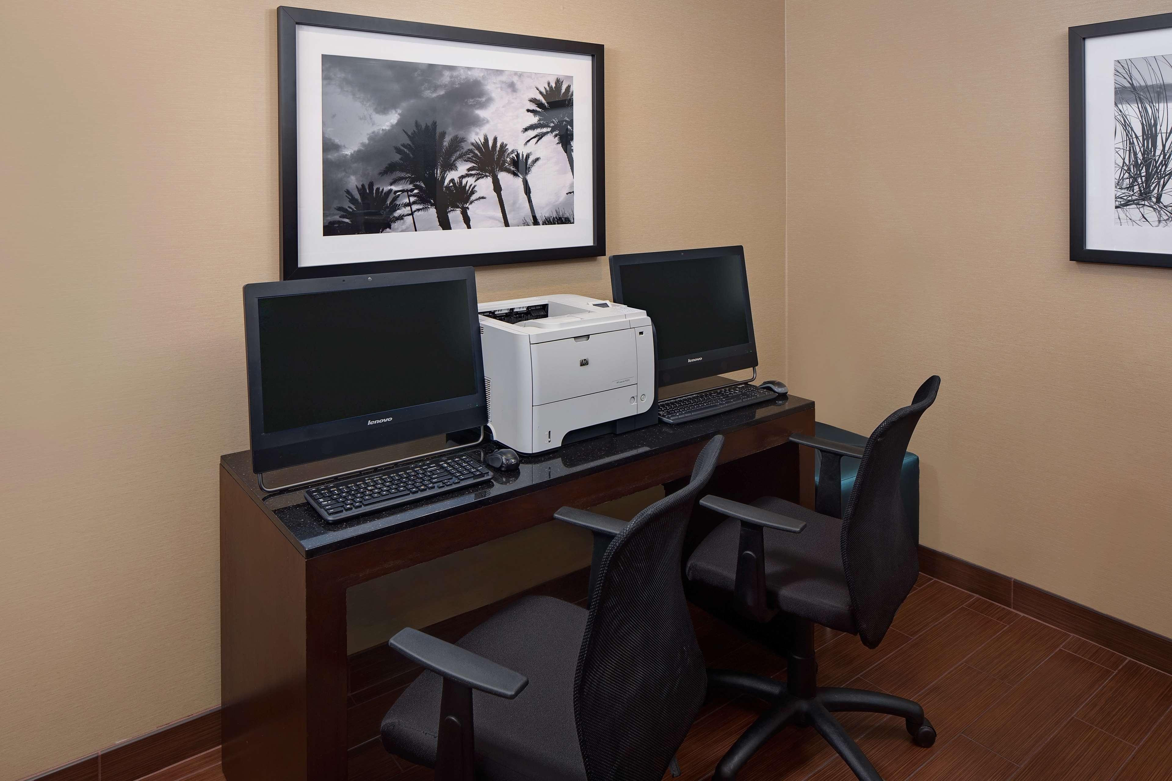 Hampton Inn Naples-Central Ngoại thất bức ảnh