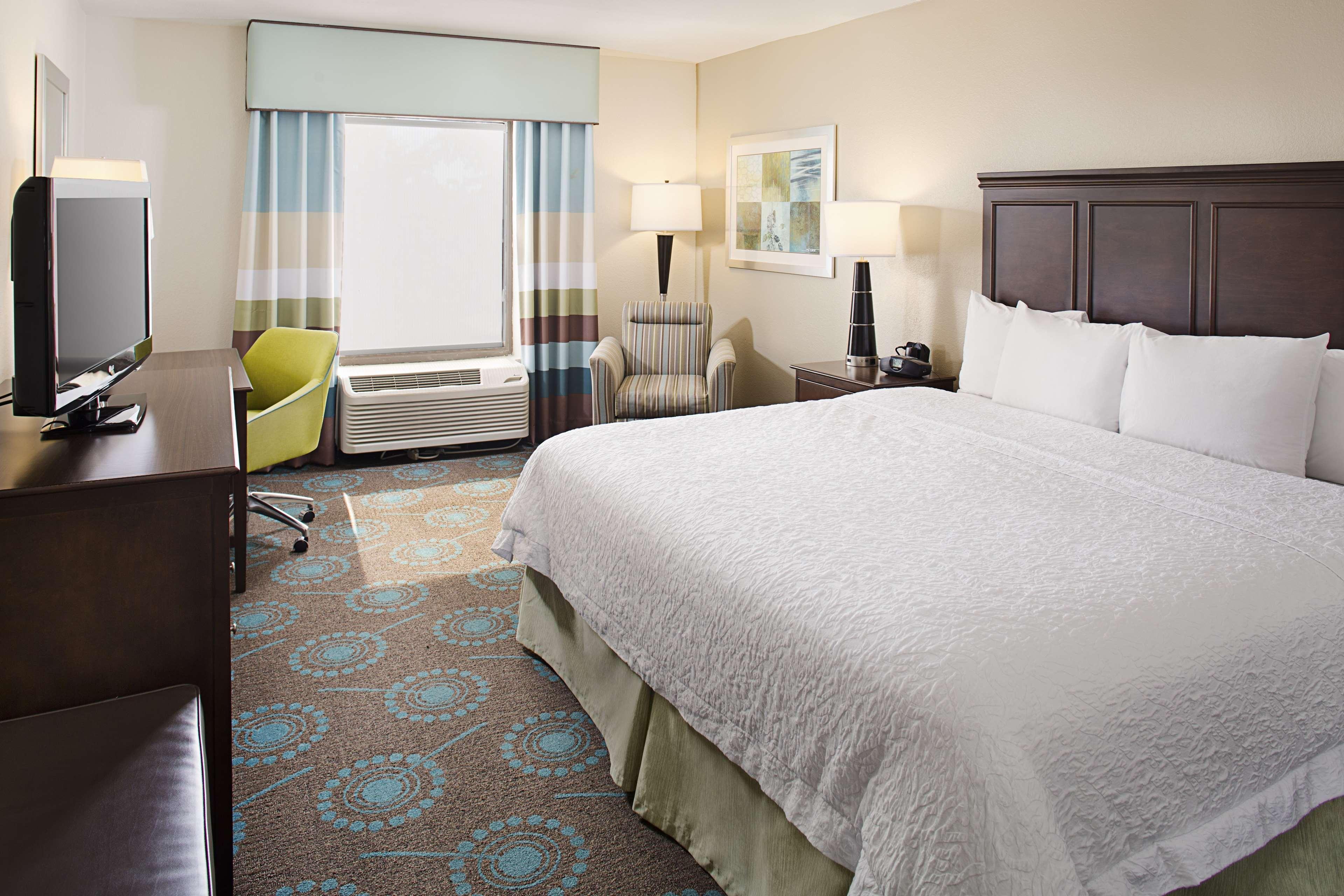Hampton Inn Naples-Central Ngoại thất bức ảnh