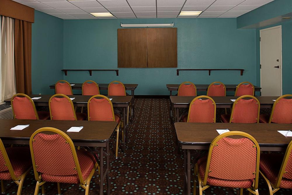 Hampton Inn Naples-Central Ngoại thất bức ảnh