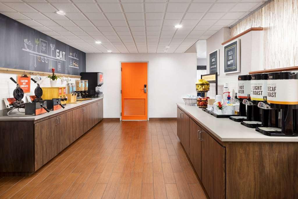 Hampton Inn Naples-Central Nhà hàng bức ảnh