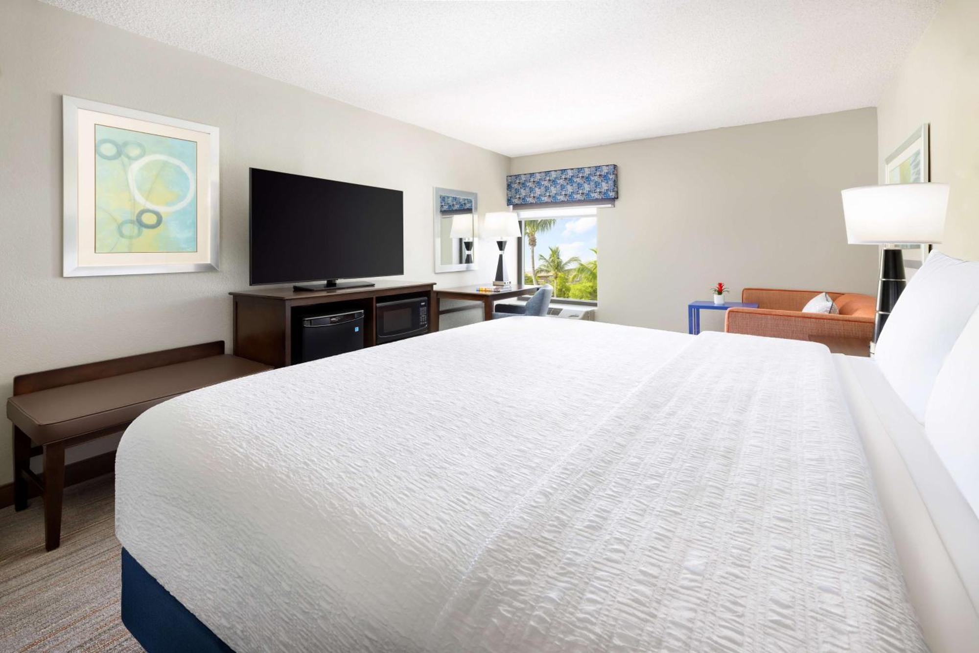 Hampton Inn Naples-Central Ngoại thất bức ảnh