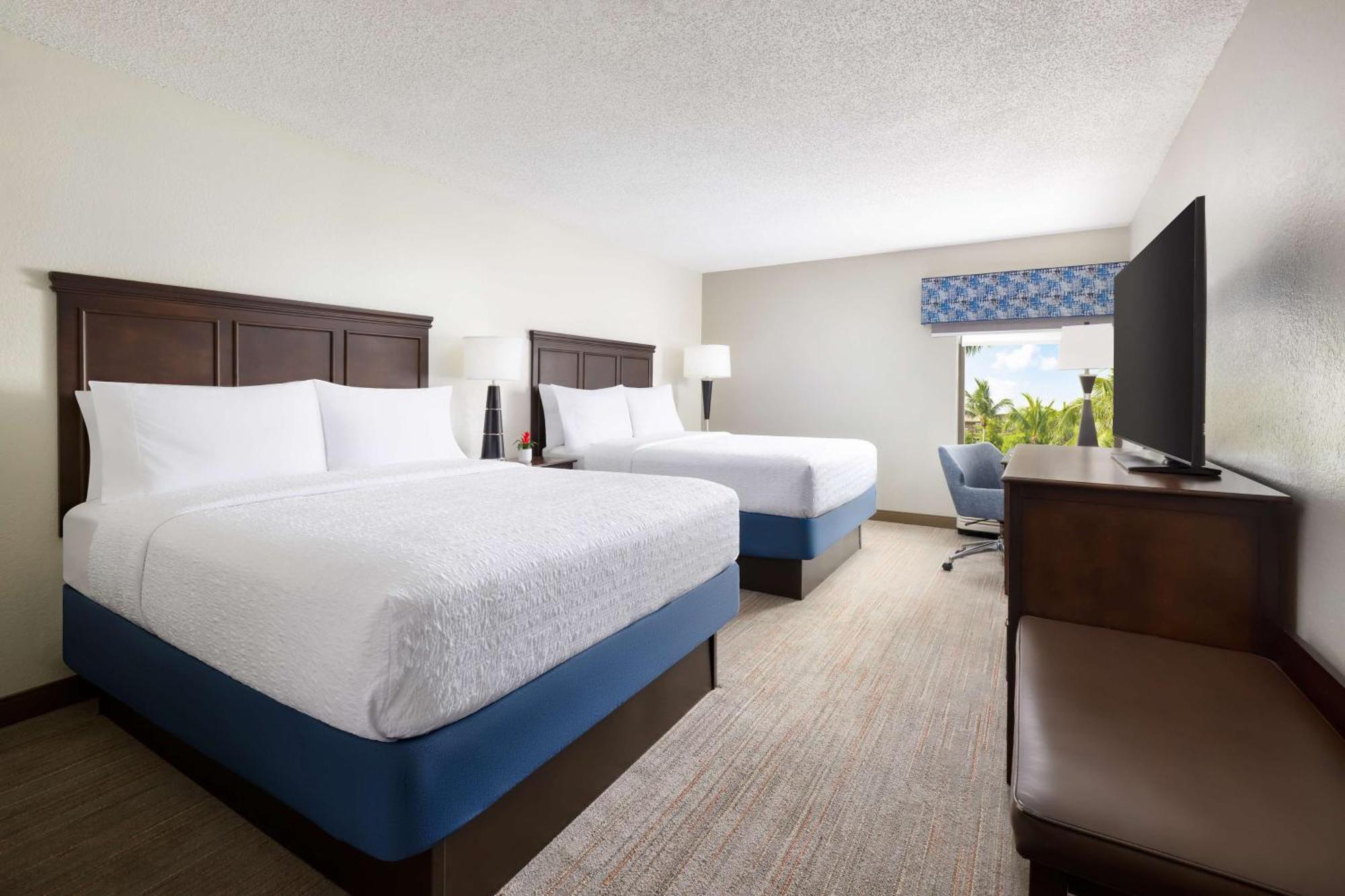 Hampton Inn Naples-Central Ngoại thất bức ảnh