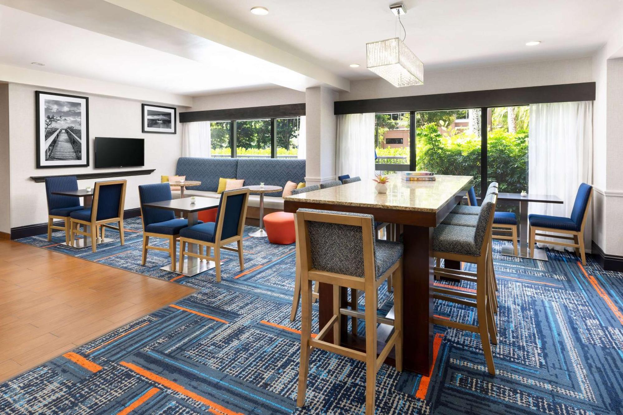 Hampton Inn Naples-Central Ngoại thất bức ảnh