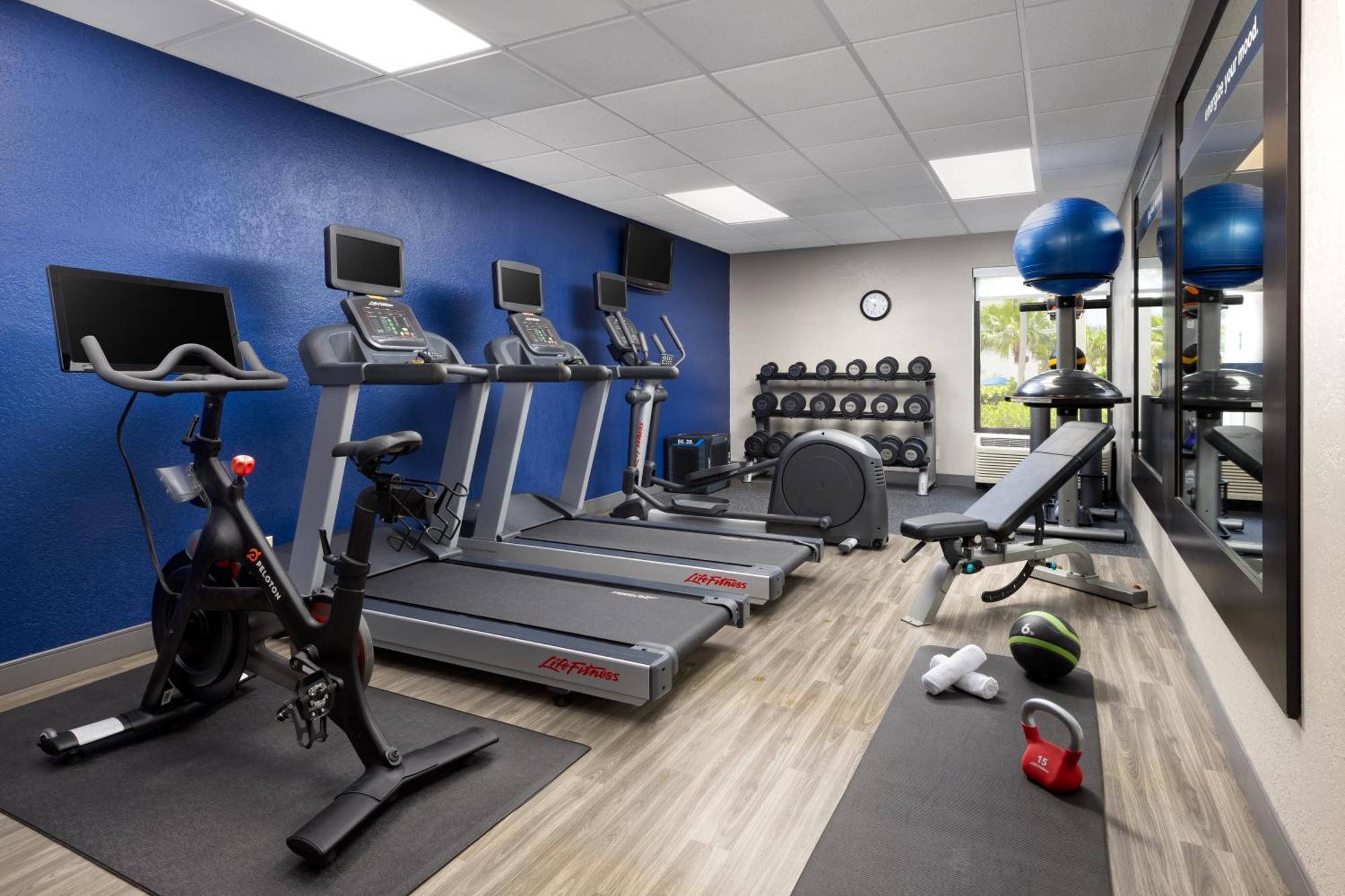 Hampton Inn Naples-Central Ngoại thất bức ảnh