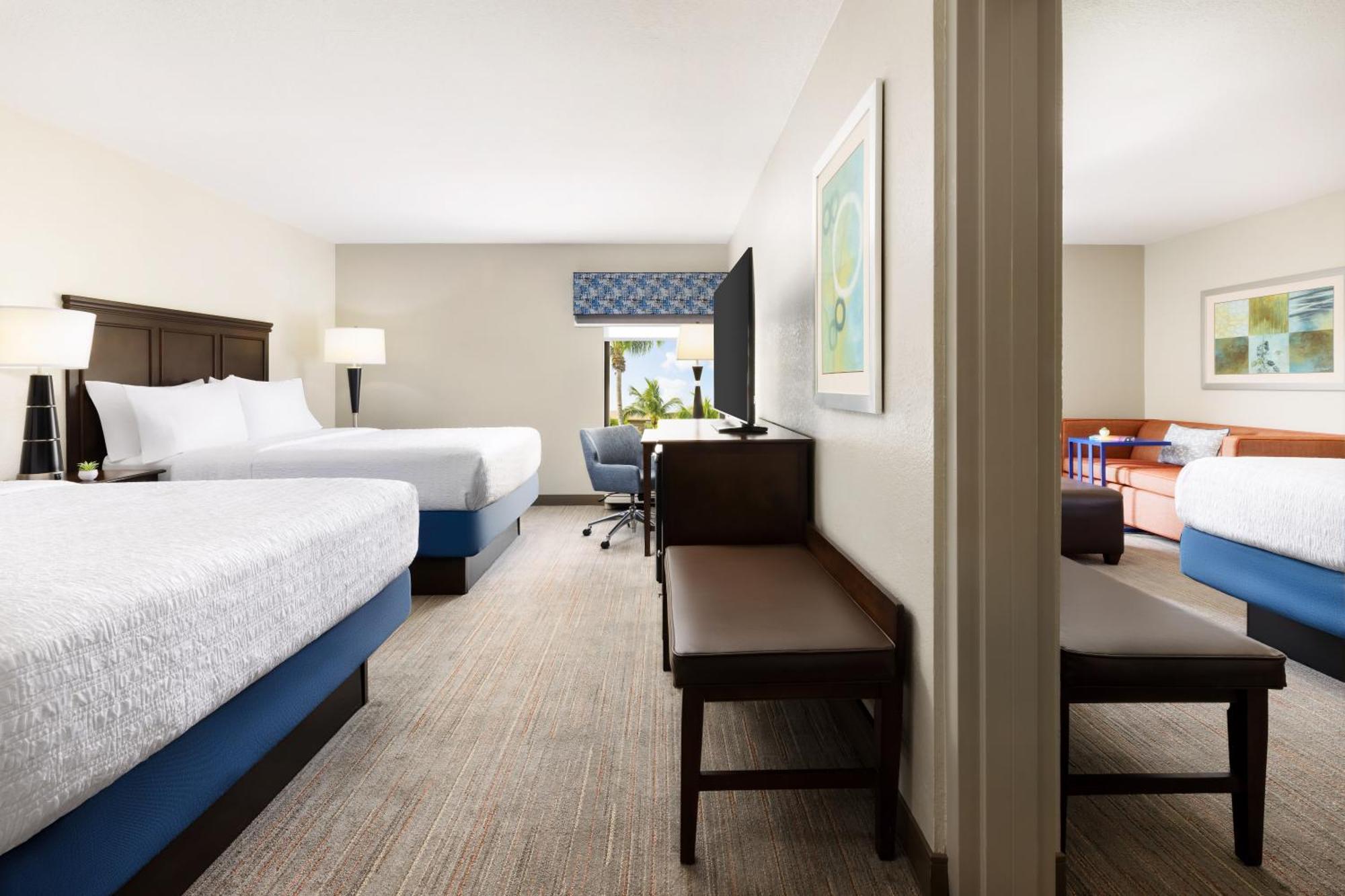 Hampton Inn Naples-Central Ngoại thất bức ảnh